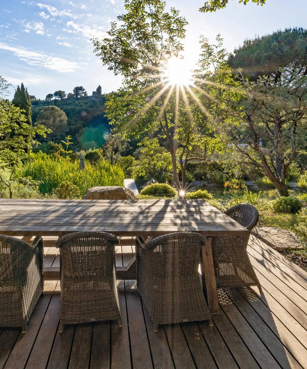 Paysagiste Valbonne amenagement terrasse jardin méditerranéens