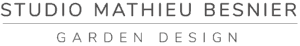 Logo épuré de Studio Mathieu Besnier avec le nom du designer en haut, une ligne horizontale, puis « GARDEN DESIGN » en bas, en gris.